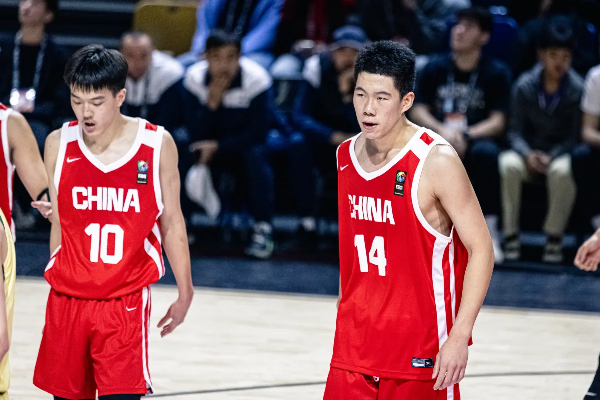 开云体育官网-新胡金秋来了！中国男篮又一15岁2米08新星蹿升，夺银进最佳阵容