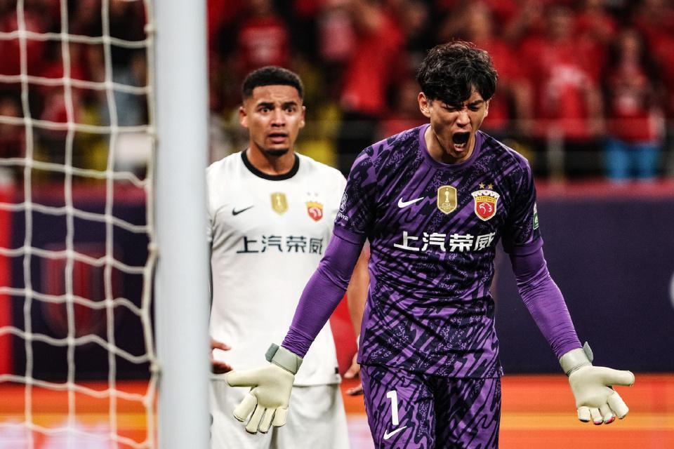 开云体育官网-海港9场连丢12球!创队史最长连续丢球纪录,张琳芃又背锅