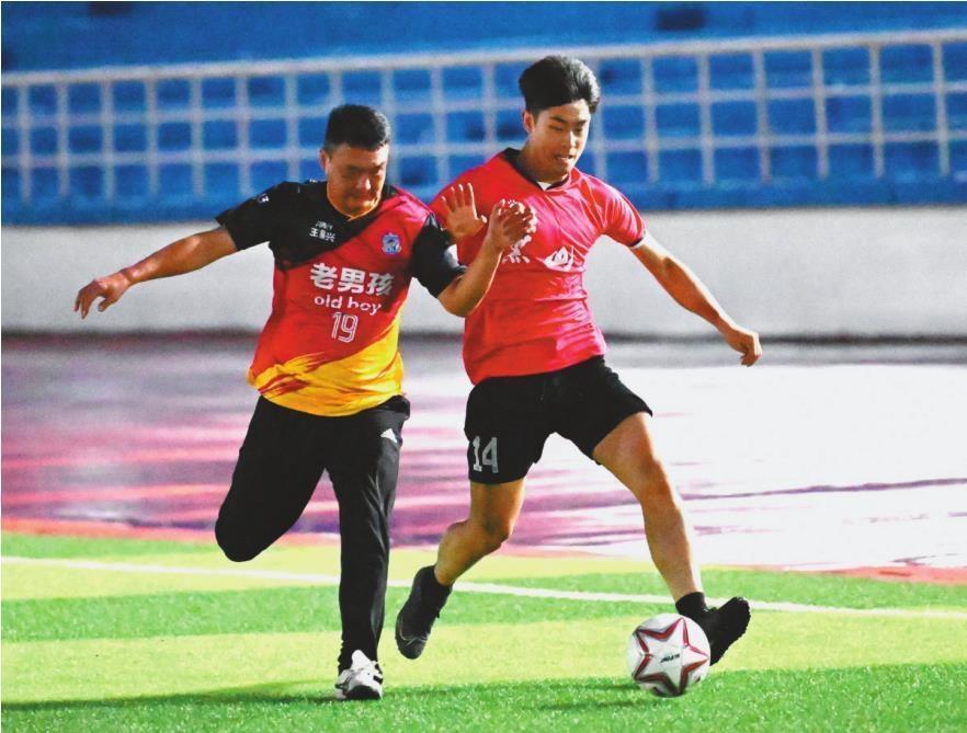 “黑山,凭啥?” 就凭这份坚守与热爱