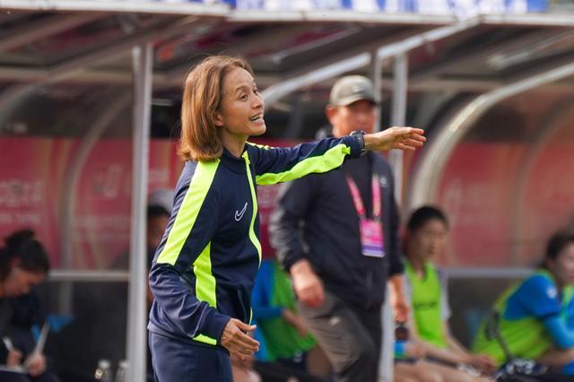 水庆霞卸任，上海女足再度进入“洋帅”时代