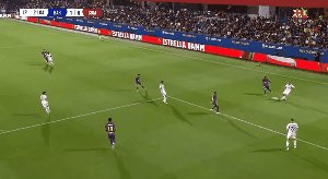 【甘伯杯】巴萨5比0科莫 费尔明、亚马尔皆双响