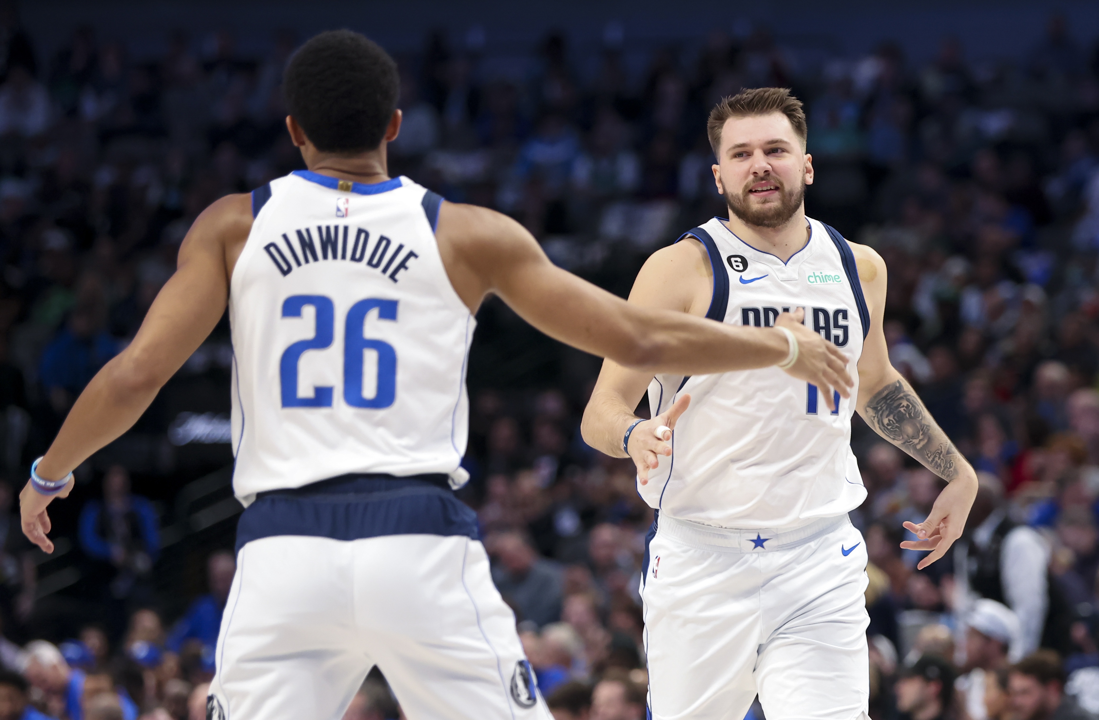 丁威迪称东契奇在关键时刻专注防守 质疑垃圾时间数据切片