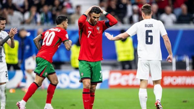 开云体育下载-【观察】锋线狂奔防线超神 斯洛文尼亚遗憾告别