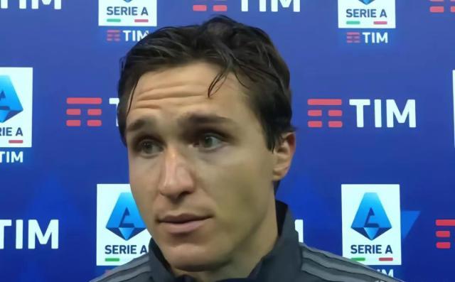 1692601915945048920.jpg 开云-【夜读】追星可不是这么追的啊!球衣寄给我