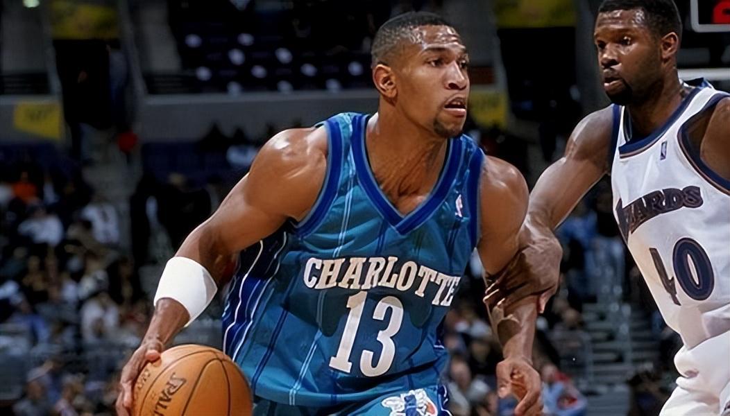 开云APP-小人物也会被记住！这6人非明星球员却得到球队认可 成功退役球衣