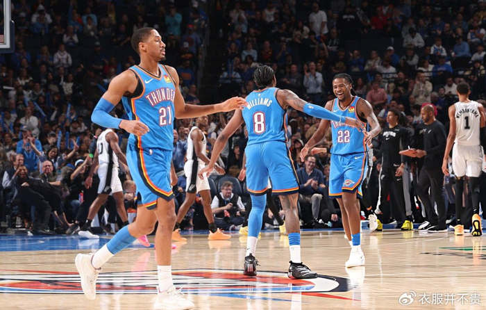 雷霆复仇马刺避免被四杀！亚历山大连续111场20+ 两次侵犯文班引争议|俄克拉荷马雷霆队|圣安东尼奥马刺队|谢伊·吉尔杰斯-亚历山大|路易斯-威廉姆斯|篮板_新浪体育_新浪新闻