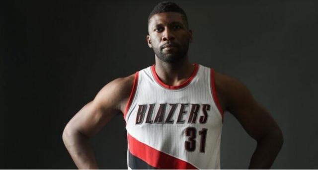 开云体育下载-签约“前勇士球员”需谨慎 开拓者不信邪再遭打击