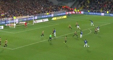 1672612755911098405.gif KAIYUN-【法甲】埃基蒂凯一度扳平 巴黎1比3客负朗斯遭首败