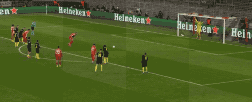 开云体育官网-豪门狂欢夜：马赛0-3利物浦 凯恩双响拜仁2-0升至第二 切尔西1-0|哈里·凯恩|帕福斯|罗斯|大卫路易斯|拜仁慕尼黑_新浪体育_新浪新闻