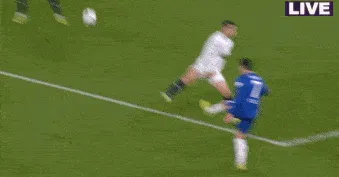 开云APP-恩佐头球破门，主裁表示推人在先进球无效