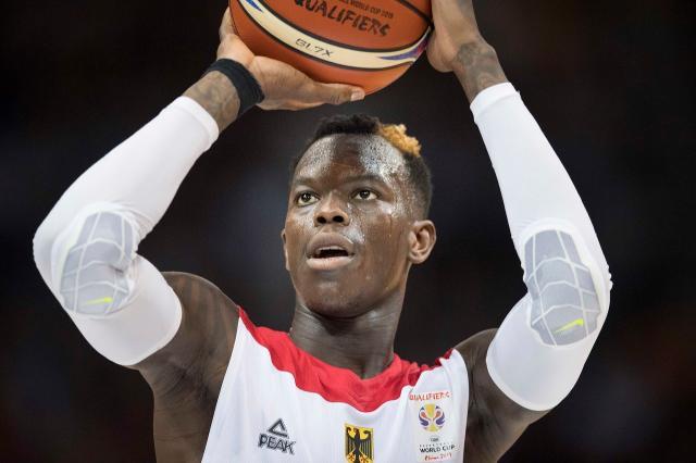 开云体育下载-【早报】莱万脚软！拜仁真对巴萨“血脉压制”？