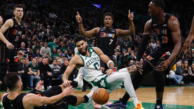 KAIYUN-不敌热火再度暴露致命短板 关键球仍是绿军老大难