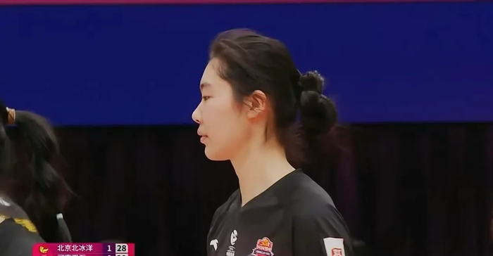 开云体育官网-爆冷赢北京！江苏弃用副攻打疯：背飞惊艳全场，转会才是正确答案|河南|毛唯嘉|河南女排|江苏女排|拦网_新浪体育_新浪新闻