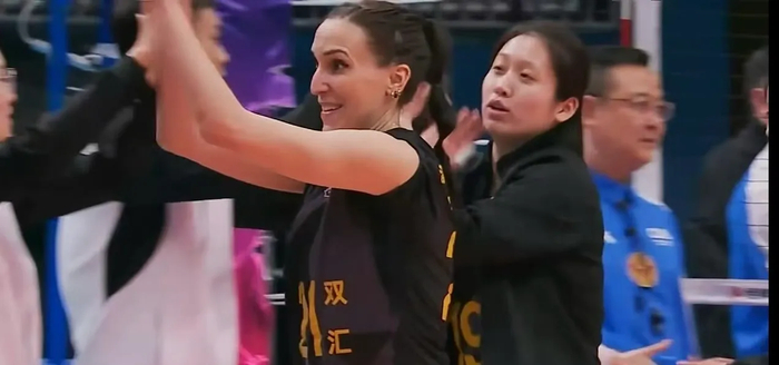 开云体育官网-爆冷赢北京！江苏弃用副攻打疯：背飞惊艳全场，转会才是正确答案|河南|毛唯嘉|河南女排|江苏女排|拦网_新浪体育_新浪新闻