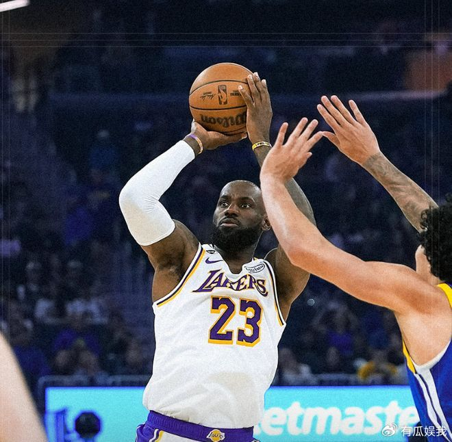 开云体育官网-东契奇生日夜26+6+8,詹皇准三双造2大纪录,湖人大胜勇士止3连败|勒布朗·詹姆斯|波士顿凯尔特人队|nba全明星赛|菲尼克斯太阳队|卢卡-东契奇_新浪体育_新浪新闻
