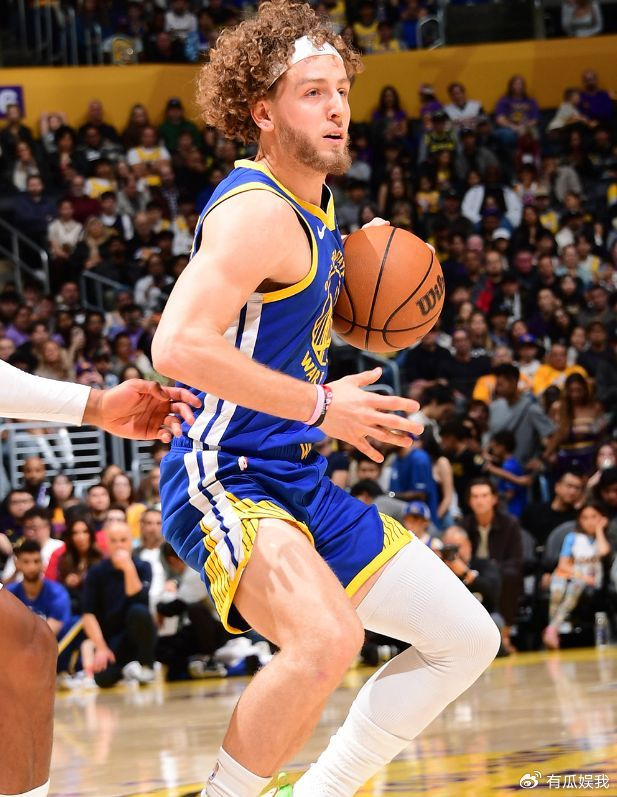 开云体育官网-东契奇生日夜26+6+8,詹皇准三双造2大纪录,湖人大胜勇士止3连败|勒布朗·詹姆斯|波士顿凯尔特人队|nba全明星赛|菲尼克斯太阳队|卢卡-东契奇_新浪体育_新浪新闻