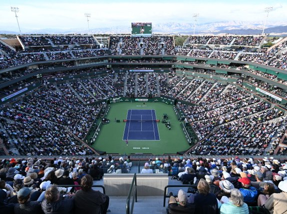 开云-德约燃尽遭逆转,阿卡抢七晋级,莱巴小白菜收大礼,大富复仇本本|德约科维奇|德雷珀|名将|冠军|捷克_新浪新闻