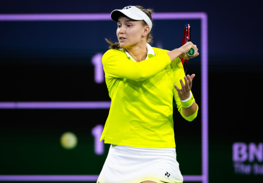 开云-德约燃尽遭逆转,阿卡抢七晋级,莱巴小白菜收大礼,大富复仇本本|德约科维奇|德雷珀|名将|冠军|捷克_新浪新闻