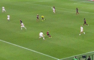 1634420586794006964.gif 开云体育下载-【意甲】莱昂+烈火替补造逆转 AC米兰先丢2球3比2胜