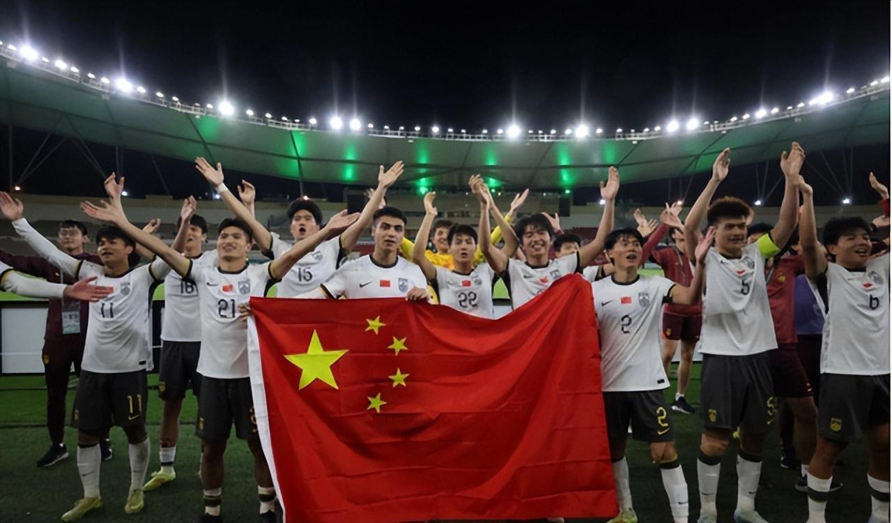 开云APP-真自信！篮球名嘴大胆预言：U23国足100%夺冠，日本队运气到头了