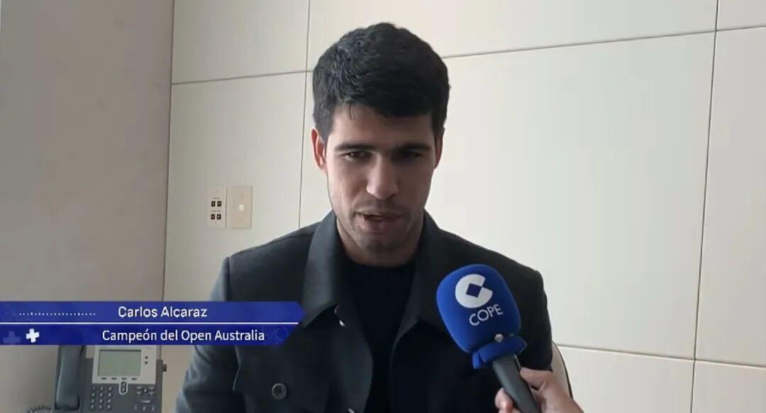 刚达成全满贯，阿卡就宣布了自己退役时间？