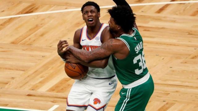 开云体育官网-巴雷特投篮稳定性显著提升 尼克斯却依旧难求一胜